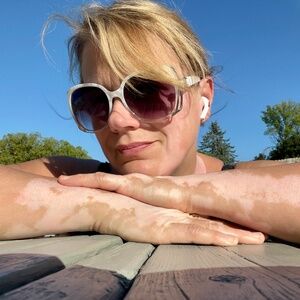 Meet your Posher, Lannia